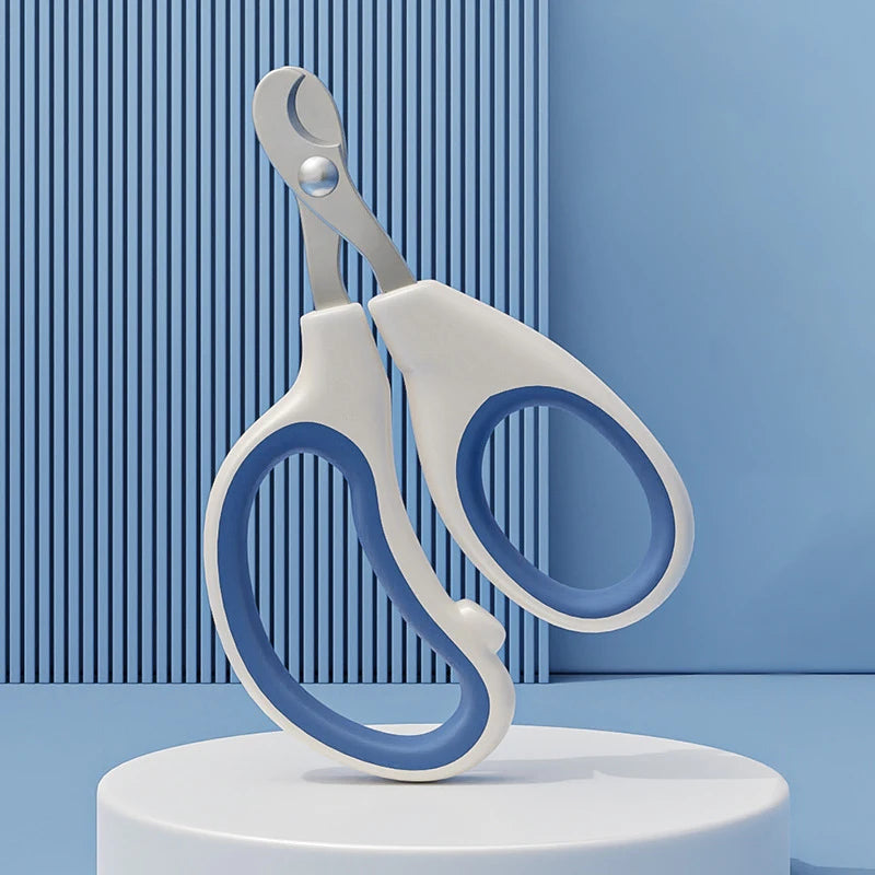 Stainless steel cat and dog nail trimmer featuring ergonomic grip for safe and precise claw care.