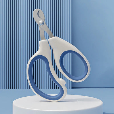 Stainless steel cat and dog nail trimmer featuring ergonomic grip for safe and precise claw care.